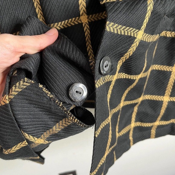 Michael Irvin Men's Walking Shirt Size L Black & Gold Check Button Up Woven Knit - Picture 8 of 11